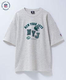 NBA/NFL/NHL/MLB（エヌビーエーエヌエフエルエヌエイチエルエムエルビー）の「【別注限定展開】NFL チームロゴサガラワッペンTシャツ　JETS/CHIEFS/PACKERS/GIANTS（Tシャツ/カットソー）」