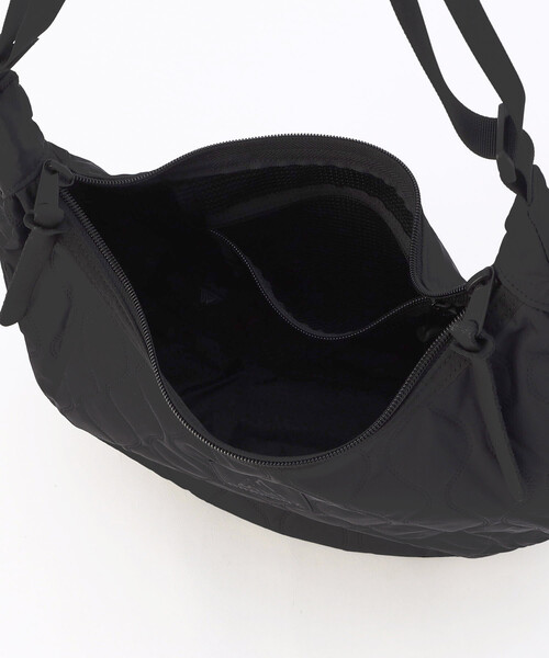 FREAK'S STORE(フリークスストア)の「<予約再開>GREGORY × FREAK'S STORE/グレゴリー 別注LAUGHING SHOULDER BAG L QUILT/別注ラフィンバッグ ショルダーバッグ L キルト(ショルダーバッグ・レディース・ブラック・ONE SIZE)」の3枚目の写真