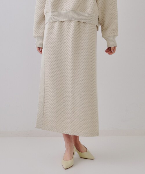 OPAQUE.CLIP（オペークドットクリップ）の「キルトジャカードナロースカート/セットアップ対応【洗濯機洗い可】（スカート・レディース・ホワイト/ライトベージュ・38/40/42）」の2枚目の写真