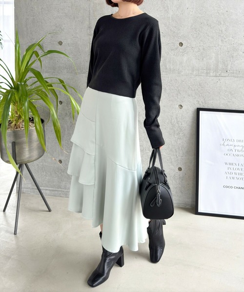 CLEAR BASIC（クリアベーシック）の「ボートネックベーシックニットトップス[春ニット オフィスカジュアル 着回し抜群 大人 カジュアル]（ニット/セーター・レディース・ブラック/ミント/ラベンダー/オフホワイト・F）」の6枚目の写真