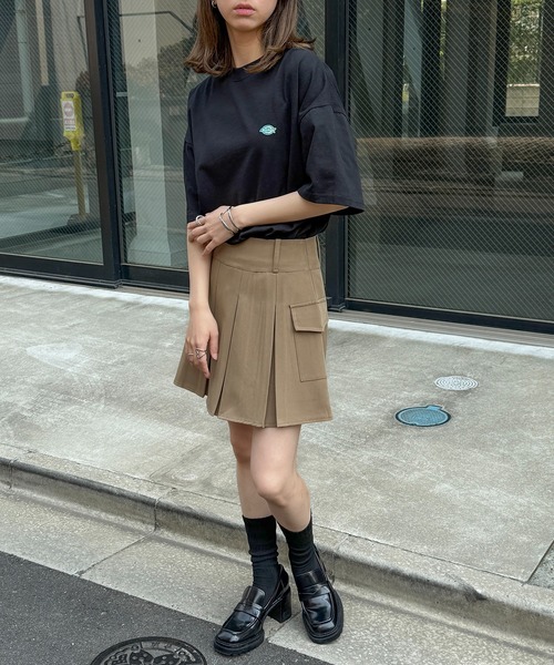 Dickies(ディッキーズ)の「【Dickies】ワンポイント プリントTシャツ 別注 5222-TTMDK1(Tシャツ/カットソー・レディース・ホワイト/ブラック系1/グレー系1/グレー/ホワイト系1/ブラック・XS/S/M/L/LL)」の19枚目の写真