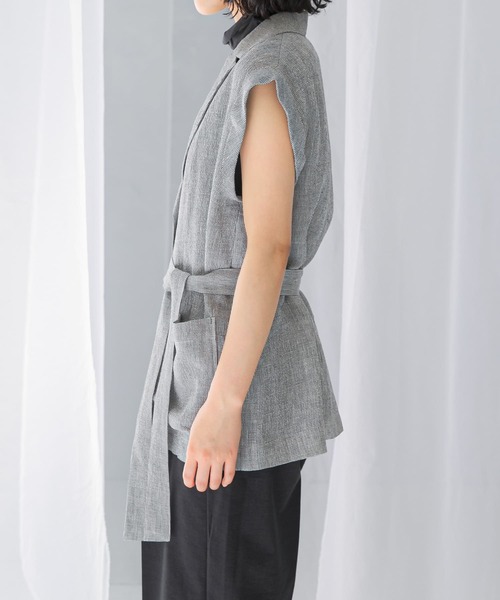 URBAN RESEARCH ROSSO WOMEN（アーバンリサーチ　ロッソ）の「リネンミドルジレ（ベスト・レディース・ブラック系その他・FREE）」の16枚目の写真