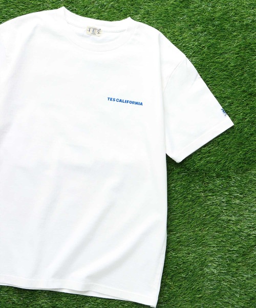 The Endless Summer(エンドレスサマー)の「TES CAL FLOCK T-SHIRT / Tシャツ(Tシャツ/カットソー・メンズ・ブラック/アイボリー/ホワイト/ネイビー・SMALL/MEDIUM/LARGE/X-LARGE/XX-LARGE)」の13枚目の写真