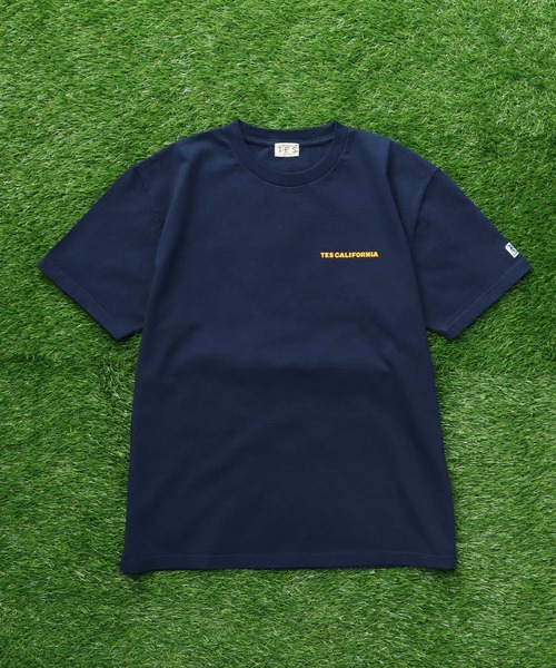 The Endless Summer(エンドレスサマー)の「TES CAL FLOCK T-SHIRT / Tシャツ(Tシャツ/カットソー・メンズ・ブラック/アイボリー/ホワイト/ネイビー・SMALL/MEDIUM/LARGE/X-LARGE/XX-LARGE)」の18枚目の写真
