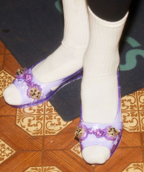 HEY!MrsROSE（ヘイミセスローズ）の「HEY! Mrs ROSE(ヘイ！ミセスローズ)クリアイチゴサンダル（サンダル・レディース・ブラック/クリア/パープル・23.5cm/24.5cm）」の2枚目の写真