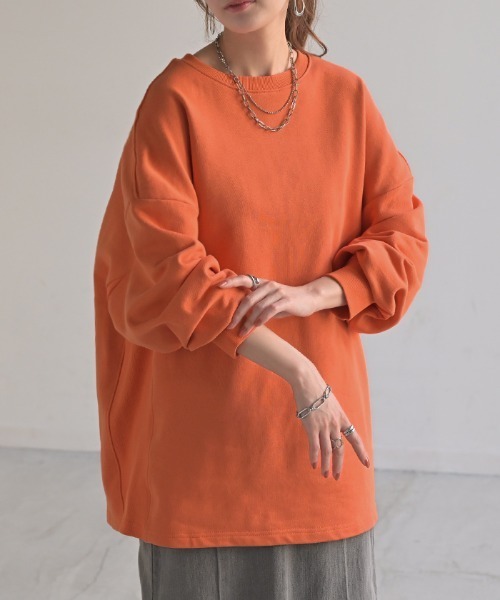 HUG.U（ハグユー）の「オーバーサイズスウェット（スウェット・レディース・ライトグレー/グリーン/ダークグレー/オレンジ/イエロー/ブラック/ライトピンク/ライトブルー/アイボリー/ブルー・FREE）」の10枚目の写真