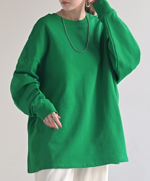 HUG.U（ハグユー）の「オーバーサイズスウェット（スウェット・レディース・ライトグレー/グリーン/ダークグレー/オレンジ/イエロー/ブラック/ライトピンク/ライトブルー/アイボリー/ブルー・FREE）」の5枚目の写真