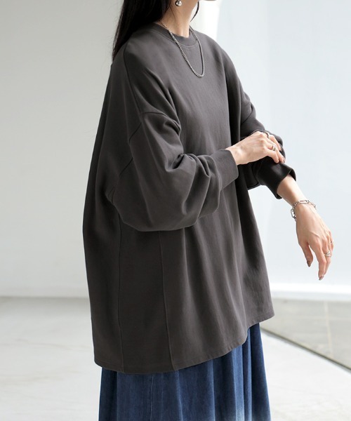 HUG.U（ハグユー）の「オーバーサイズスウェット（スウェット・レディース・ライトグレー/グリーン/ダークグレー/オレンジ/イエロー/ブラック/ライトピンク/ライトブルー/アイボリー/ブルー・FREE）」の19枚目の写真