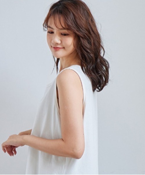 LETee(レティー)の「裾レイヤードタンクトップ(タンクトップ・レディース・ブラック/ホワイト・FREE)」の8枚目の写真