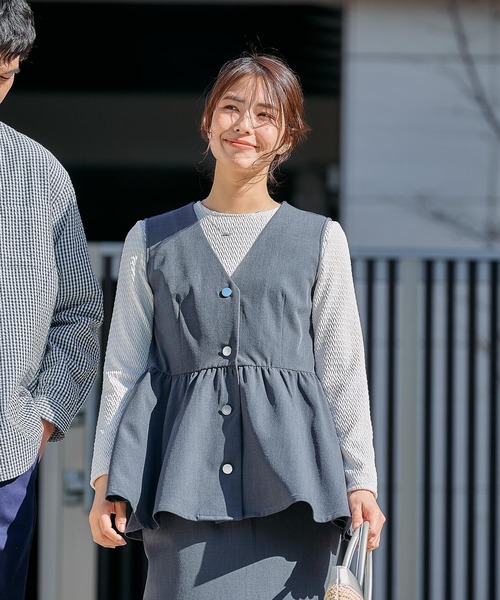 FOUND GOOD（ファウンドグッド）の「ペプラムベスト（ベスト・レディース・グレー系8/イエロー系2/アイボリー/ブラック・S/M/L）」の11枚目の写真