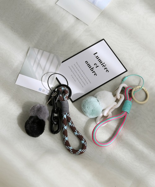 パラコード・ミックスパーツのジャラジャラチャーム/キーホルダー