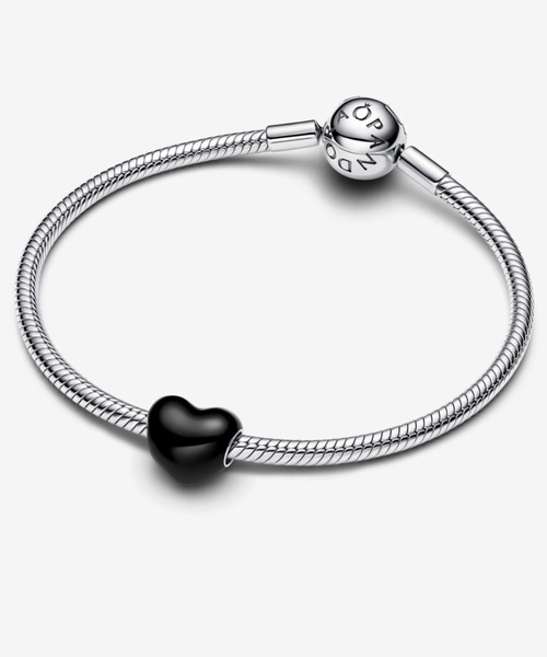 ブラック ハート チャーム（チャーム）｜Pandora（パンドラ）の