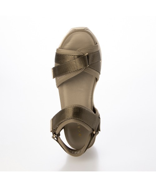 carino(カリーノ)の「厚底クロスベルトスポーツサンダル(サンダル・レディース・アイボリー/ブラック/デザートカモ・L/M/S)」の16枚目の写真