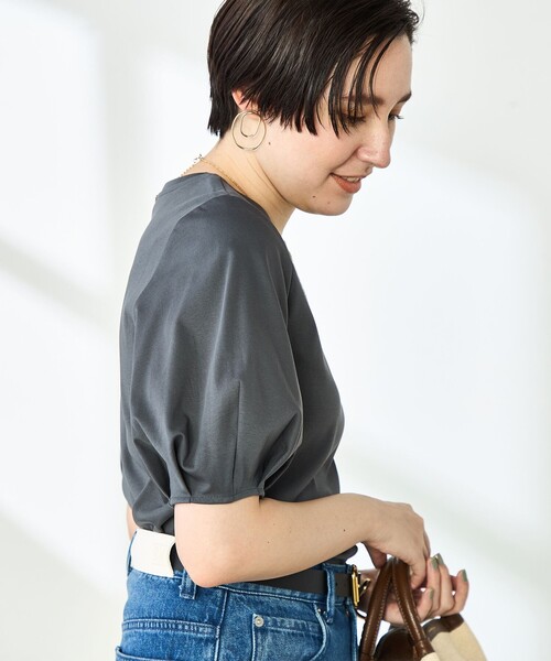 NOLLEY’S（ノーリーズ）の「高機能 LA＋スムース5分袖プルオーバーカットソー（Tシャツ/カットソー・レディース・ホワイト/ブルー/ベージュ/チャコールグレー/ネイビー/ダークブラウン/レッド・36/38）」の21枚目の写真