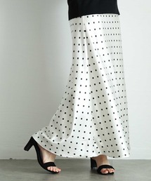 Sawa a la mode（サワアラモード）の「ドットサテンフレアスカート（スカート）」