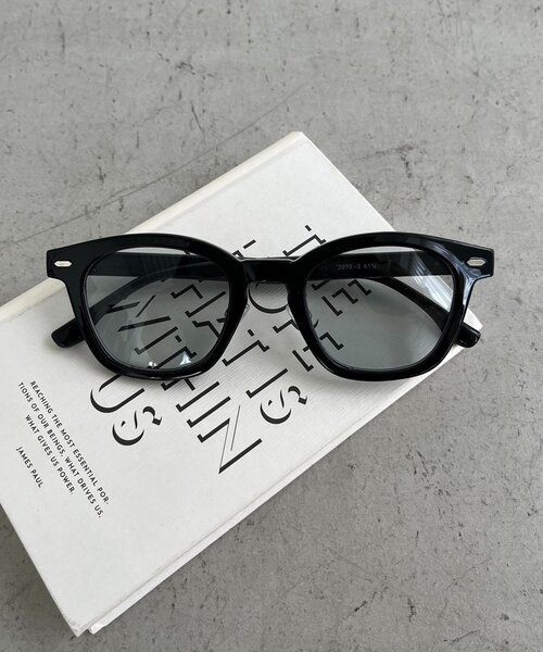 CAPRICIEUX LE'MAGE（カプリシューレマージュ）の「スクエアメガネ（メガネ・レディース・ベージュ/クリア/グレー・FREE）」の11枚目の写真