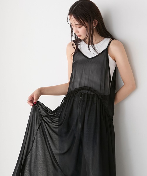 forksy.（フォルクシー）の「【forksy.】フリルメロー切替デザイン シアーキャミワンピース（ワンピース・レディース・ブラック/グレイッシュブルー/オフホワイト・FREE）」の15枚目の写真
