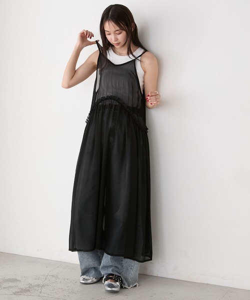 forksy.（フォルクシー）の「【forksy.】フリルメロー切替デザイン シアーキャミワンピース（ワンピース・レディース・ブラック/グレイッシュブルー/オフホワイト・FREE）」の17枚目の写真