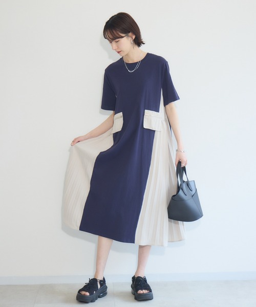 Paradise Picnic（パラダイスピクニック）の「サイドプリーツ異素材ワンピース（ワンピース・レディース・ネイビー/ブラック・FREE）」の12枚目の写真