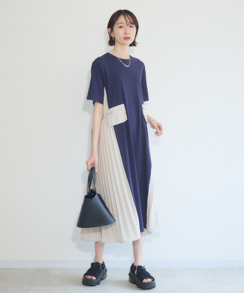 Paradise Picnic（パラダイスピクニック）の「サイドプリーツ異素材ワンピース（ワンピース・レディース・ネイビー/ブラック・FREE）」の14枚目の写真