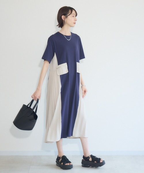 Paradise Picnic（パラダイスピクニック）の「サイドプリーツ異素材ワンピース（ワンピース・レディース・ネイビー/ブラック・FREE）」の15枚目の写真