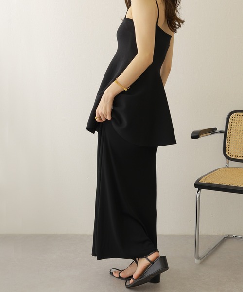 LAULEN(ローレン)の「flare peplum camisole skirt setup /フレア ペプラム キャミソール スカートセットアップ(セットアップ・レディース・ブラウン/ブラック・FREE)」の9枚目の写真