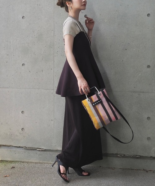 LAULEN(ローレン)の「flare peplum camisole skirt setup /フレア ペプラム キャミソール スカートセットアップ(セットアップ・レディース・ブラウン/ブラック・FREE)」の6枚目の写真