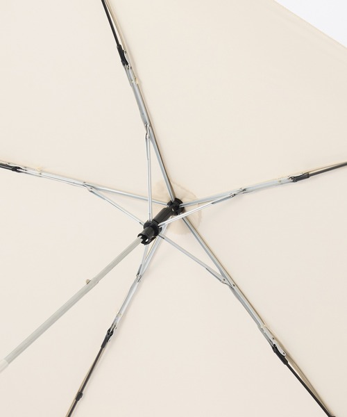 無印良品（ムジルシリョウヒン）の「晴雨兼用　軽量　折りたたみ傘（折りたたみ傘・レディース・ブルー系/ブラック/アイボリー/ライトピンク・50cm）」の8枚目の写真