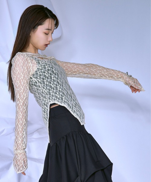 Ezick（エジック）の「Cut out piping レースプルオーバー（Tシャツ/カットソー・レディース・ブラック/ベージュ/レッド/オフホワイト・FREE）」の8枚目の写真