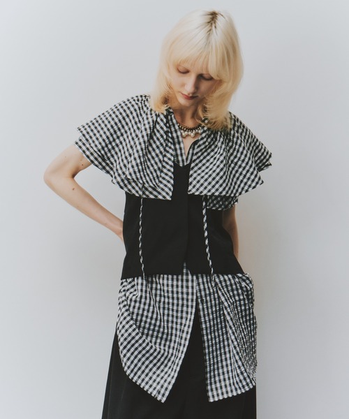 LA BELLE ETUDE（ラベルエチュード）の「ボリュームフリル衿ブラウス（シャツ/ブラウス・レディース・ブラック/その他・FREE）」の6枚目の写真