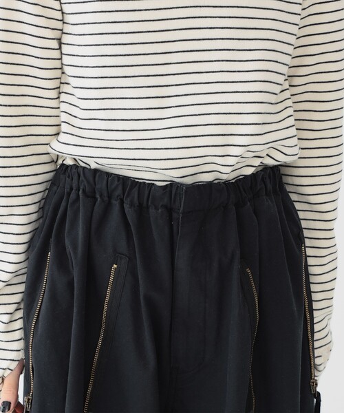 maturely（マチュアリー）の「【1/15再値下げ】maturely / コットン シルク ジッパー カーゴパンツ（カーゴパンツ・レディース・ベージュ/ブラック・1/0）」の12枚目の写真