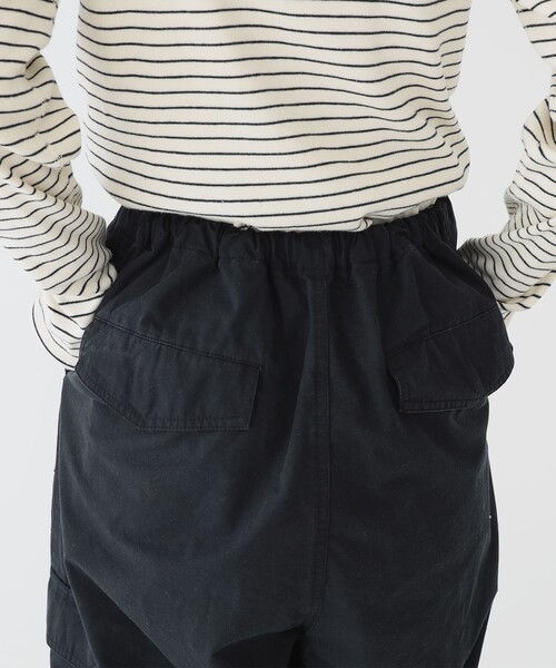 maturely（マチュアリー）の「【1/15再値下げ】maturely / コットン シルク ジッパー カーゴパンツ（カーゴパンツ・レディース・ベージュ/ブラック・1/0）」の15枚目の写真