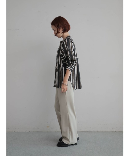 FIL DE FER(フィルデフェール)の「ポリエステルカルゼ センタープレスパンツ(その他パンツ・レディース・グレー/レッド/ベージュ・MEDIUM/SMALL)」の5枚目の写真
