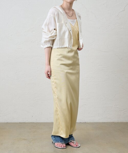 SHENERY（シーナリー）の「《軽量アウター》ショートフードブルゾン（ブルゾン・レディース・オフホワイト/ライトグレー/ブラック・FREE）」の11枚目の写真