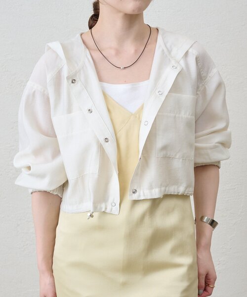 SHENERY（シーナリー）の「《軽量アウター》ショートフードブルゾン（ブルゾン・レディース・オフホワイト/ライトグレー/ブラック・FREE）」の13枚目の写真