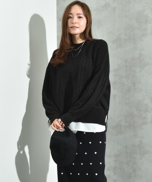 INTERPLANET（インタープラネット）の「ケーブル柄裾異素材ドッキングクルーネックプルオーバー（ニット/セーター・レディース・グレー/ブラック/レッド/ブルー・FREE）」の19枚目の写真