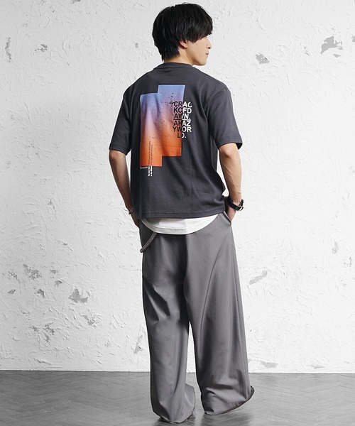 MinoriTY(マイノリティ)の「【MinoriTY】ソフトタッチ×厚手仕立てグラデーションプリントTシャツ 半袖Tシャツ ボックスシルエット バックシルエット メンズ 夏服(Tシャツ/カットソー・メンズ・スミクロ/オフホワイト・L/M/S)」の11枚目の写真