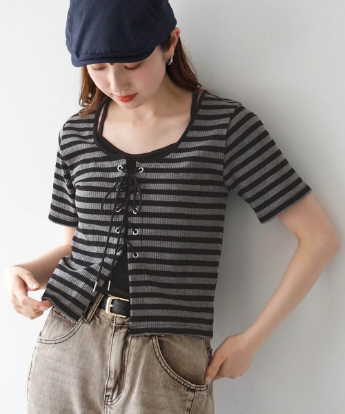 tiptop(ティップトップ)の「レースアップレイヤードプルオーバー(Tシャツ/カットソー・レディース・アイボリー/エンジ/ブラック/チャコールグレー/グレー系その他・FREE)」の2枚目の写真