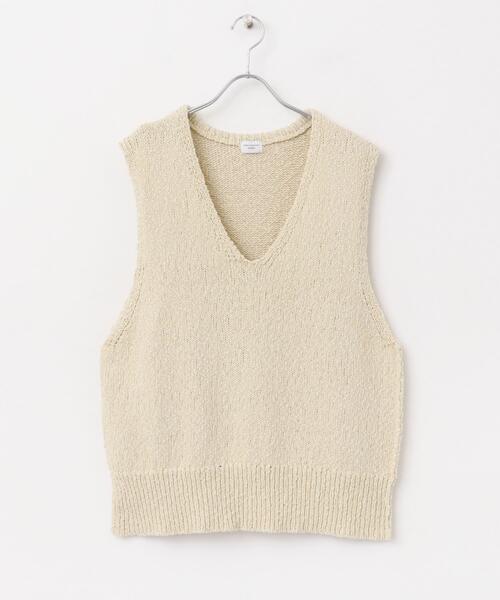 URBAN RESEARCH DOORS(アーバンリサーチドアーズ)の「コットンブークレ深Vベスト(ベスト・レディース・カーキ/ナチュラル・MEDIUM)」の19枚目の写真