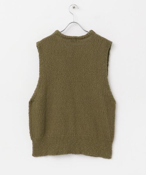 URBAN RESEARCH DOORS(アーバンリサーチドアーズ)の「コットンブークレ深Vベスト(ベスト・レディース・カーキ/ナチュラル・MEDIUM)」の6枚目の写真