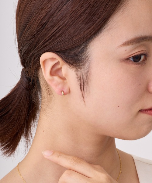 CALIN STANDARD(カリンスタンダード)の「◆金属アレルギー対応◆◆made in japan◆【純金厚メッキ】ダブルライン 極小ミニマルカーブピアス(ピアス(両耳用)・レディース・シルバー/ゴールド/ピンクゴールド・FREE)」の10枚目の写真