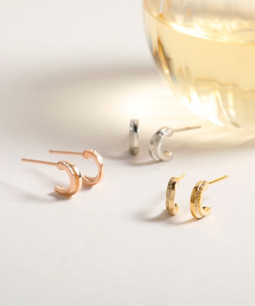 CALIN STANDARD(カリンスタンダード)の「◆金属アレルギー対応◆◆made in japan◆【純金厚メッキ】ダブルライン 極小ミニマルカーブピアス(ピアス(両耳用)・レディース・シルバー/ゴールド/ピンクゴールド・FREE)」の16枚目の写真