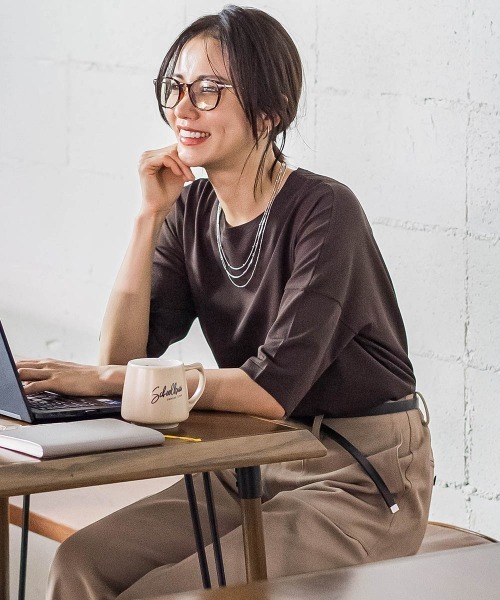 LAUTREAMONT（ロートレアモン）の「バックボタン5分袖ニット≪手洗い可能≫（ニット/セーター・レディース・グリーン/ブラウン/イエロー/ダークベージュ/ブラック/レッド/ブラック系その他・9号）」の4枚目の写真