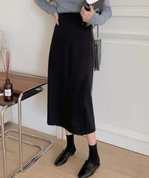 シンプルタイトスカート