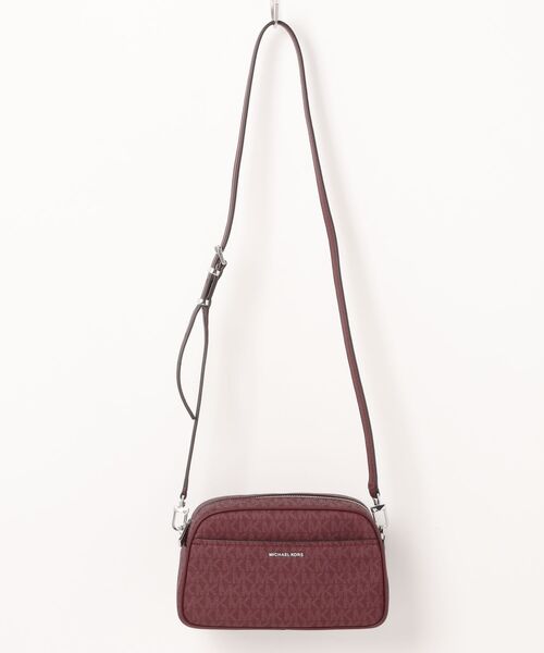 MICHAEL KORS(マイケルコース)の「JET SET カメラバッグ スモール - MKシグネチャー(ショルダーバッグ・レディース・レッド系・FREE)」の4枚目の写真