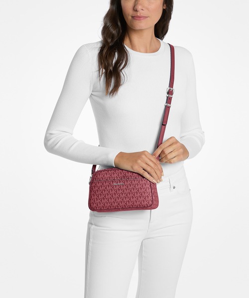 MICHAEL KORS(マイケルコース)の「JET SET カメラバッグ スモール - MKシグネチャー(ショルダーバッグ・レディース・レッド系・FREE)」の2枚目の写真