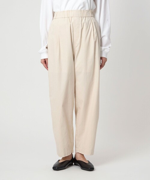green label relaxing(グリーンレーベルリラクシング)の「ライトコール カーブ パンツ オフホワイト(その他パンツ・レディース・オフホワイト・38/36)」の5枚目の写真
