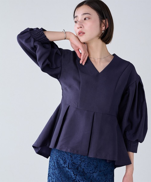 UR'S(ユアーズ)の「ボリュームスリーブプルオーバー(Tシャツ/カットソー・レディース・ホワイト/ブラック/ネイビー・L/M/S)」の6枚目の写真