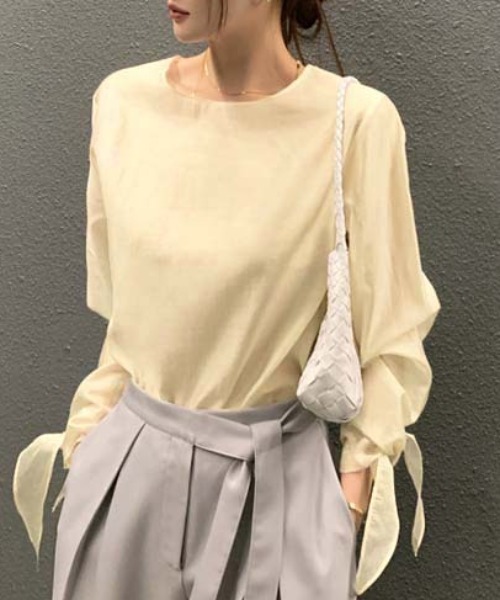 FREE STYLISTS(フリー スタイリスト)の「YUGA_YGMC Ribbon cuff blouse(シャツ/ブラウス・レディース・カーキ/ブラック/オフホワイト・FREE)」の2枚目の写真
