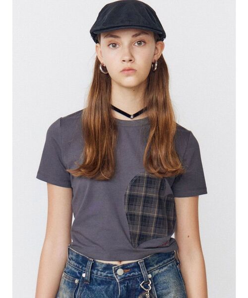 EMODA（エモダ）の「ハートカットパターンTシャツ（Tシャツ/カットソー・レディース・ホワイト/ブラック/グレー・FREE）」の4枚目の写真